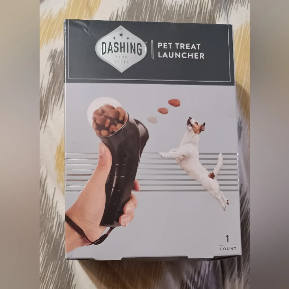 PET TREAT LAUNCHER